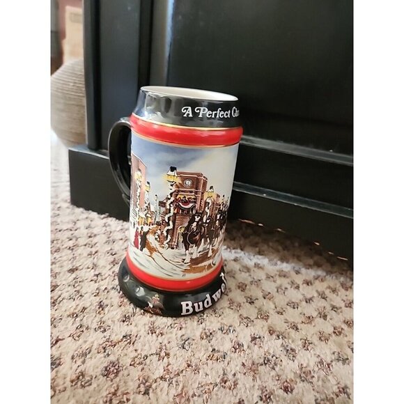 Anheuser Busch Budweiser Collector Series 1992 Clydesdales Christmas Stein - Picture 5 of 7